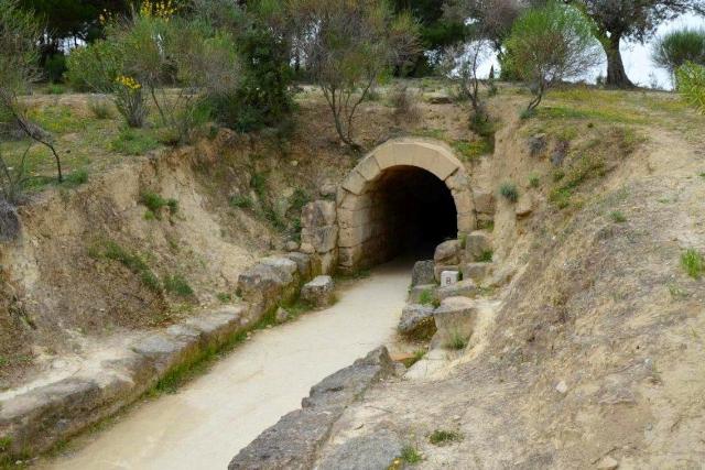 Ancient Nemea - Stadium tunnel built in 320 BC 